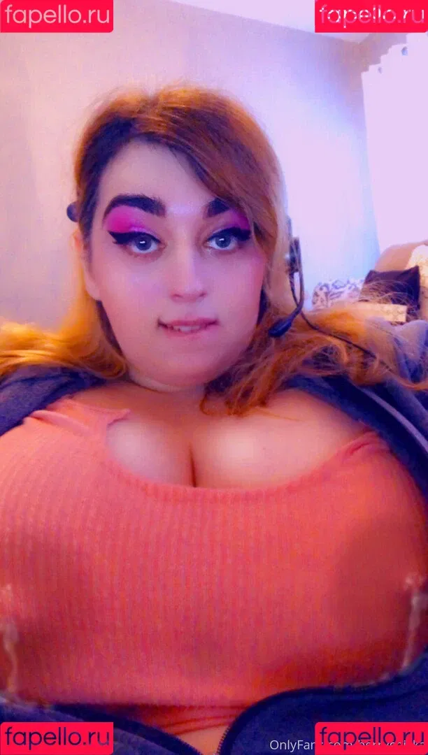 berrychicka Onlyfans Photo Gallery 
