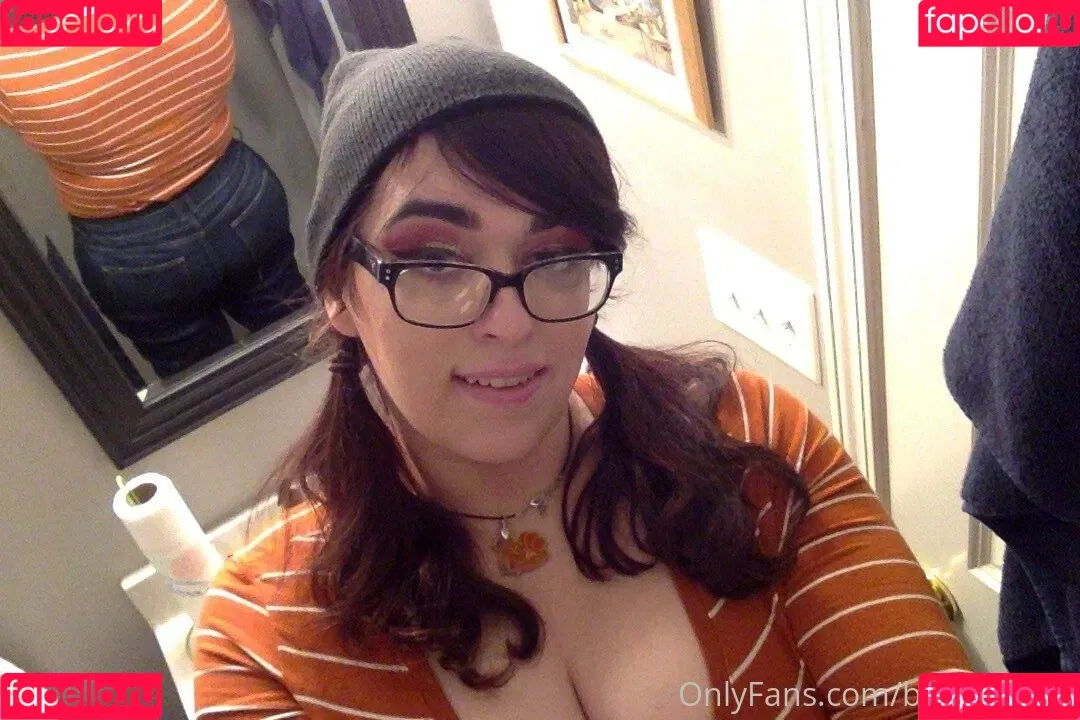 berrychicka Onlyfans Photo Gallery 