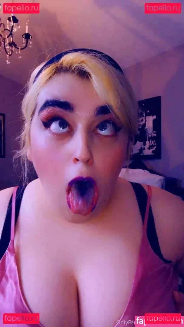 berrychicka Onlyfans Photo Gallery 