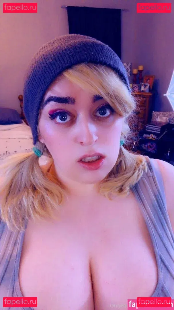 berrychicka Onlyfans Photo Gallery 