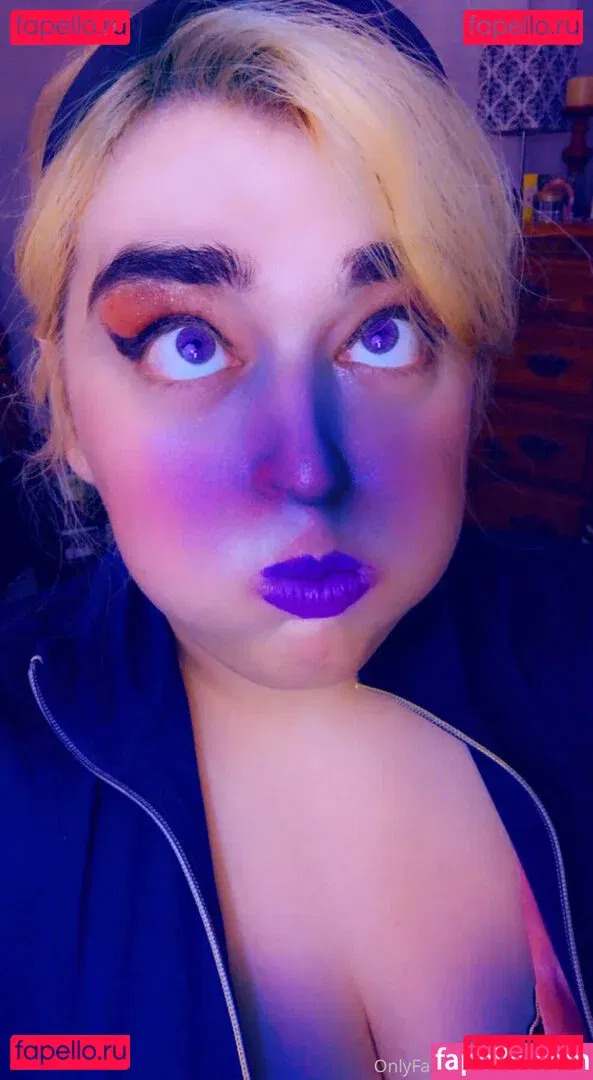 berrychicka Onlyfans Photo Gallery 