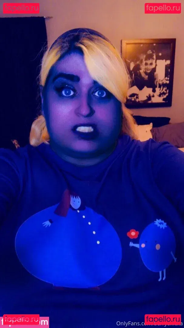 berrychicka Onlyfans Photo Gallery 