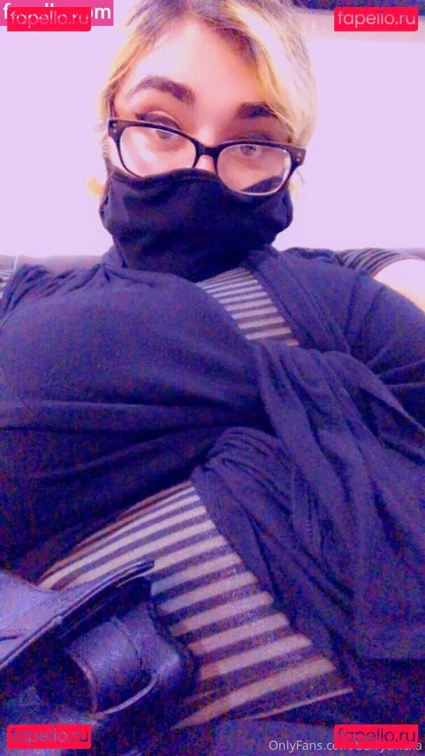 berrychicka Onlyfans Photo Gallery 