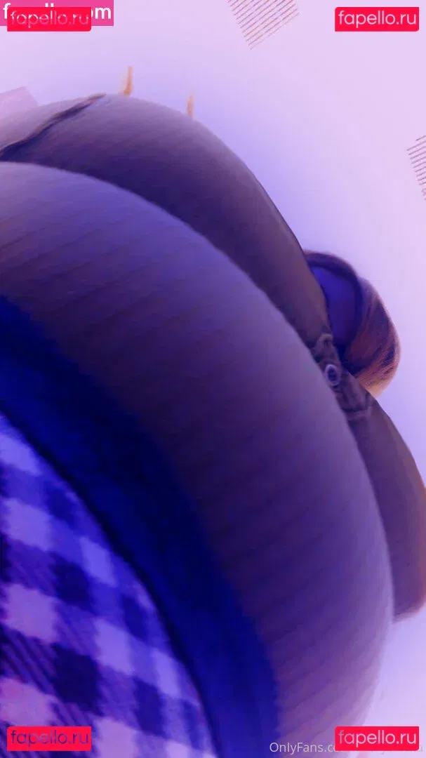 berrychicka Onlyfans Photo Gallery 