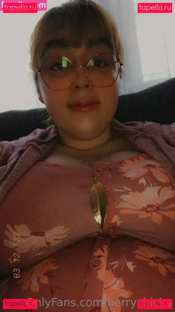 berrychicka Onlyfans Photo Gallery 