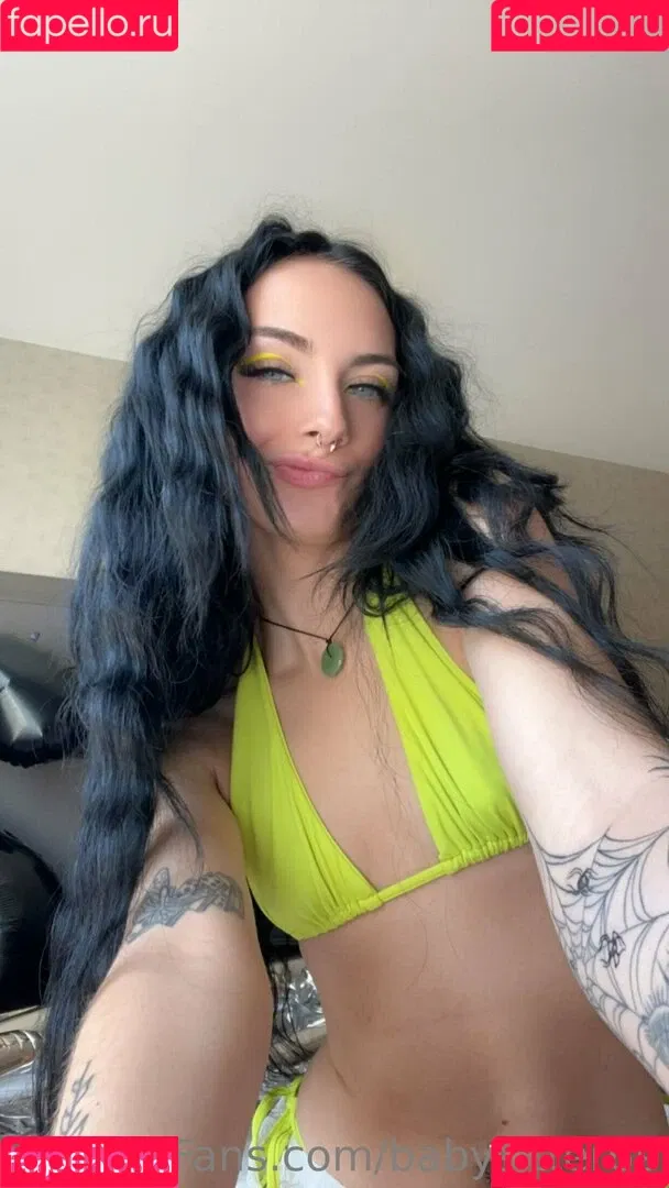 babysitter69 Onlyfans Photo Gallery 