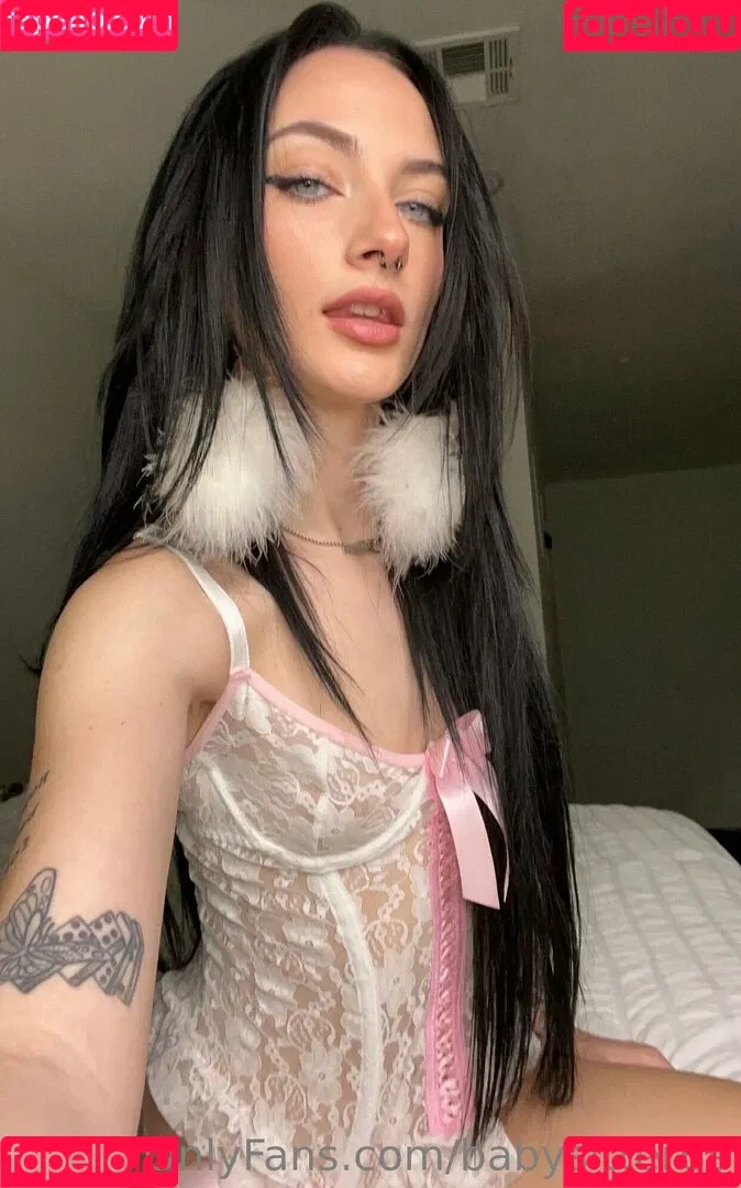 babysitter69 Onlyfans Photo Gallery 
