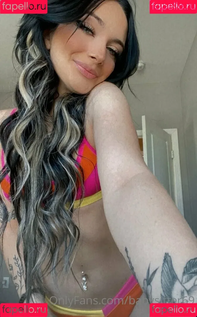 babysitter69 Onlyfans Photo Gallery 