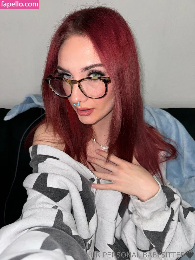 babysitter69 Onlyfans Photo Gallery 