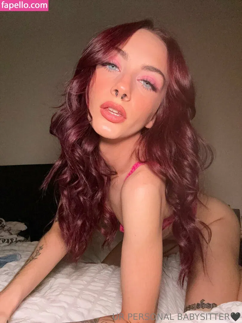 babysitter69 Onlyfans Photo Gallery 