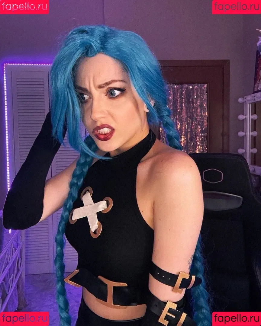 Mona Schon Onlyfans Photo Gallery 