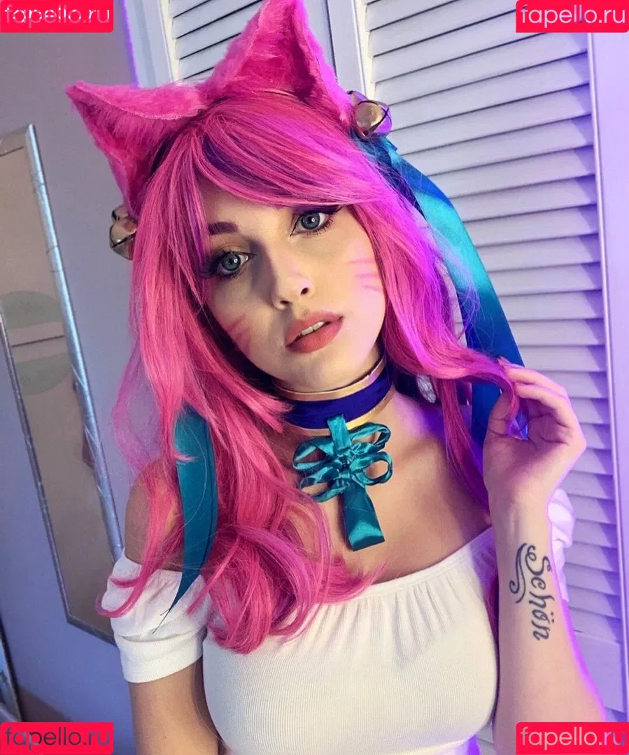 Mona Schon Onlyfans Photo Gallery 