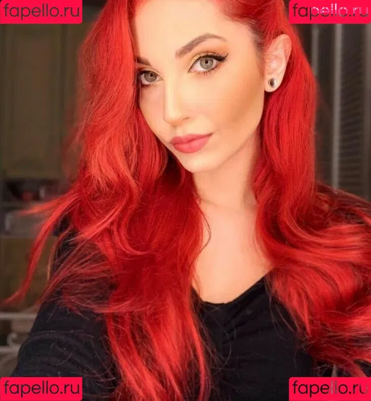 Mona Schon Onlyfans Photo Gallery 