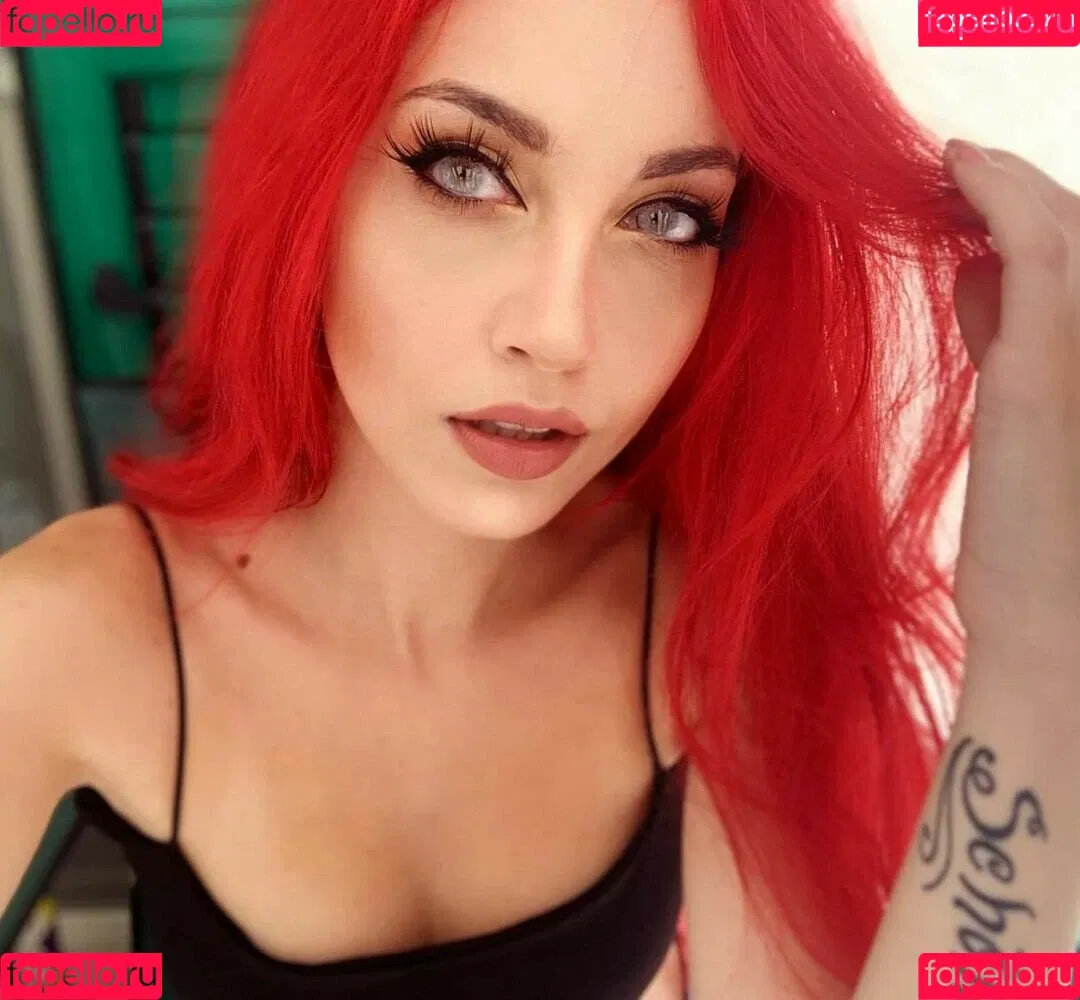 Mona Schon Onlyfans Photo Gallery 
