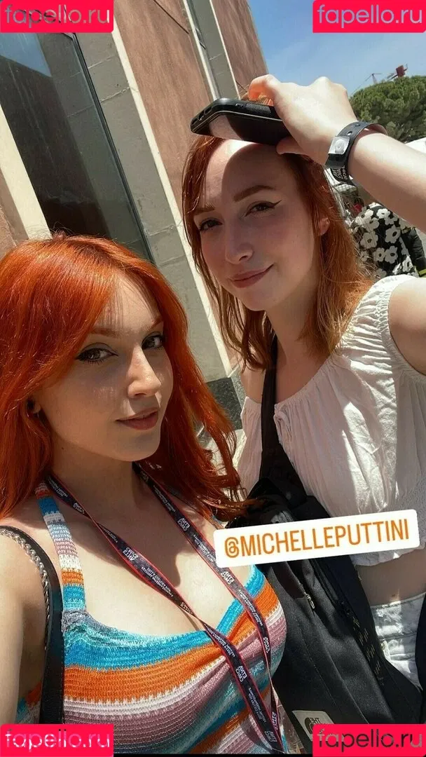 Mona Schon Onlyfans Photo Gallery 