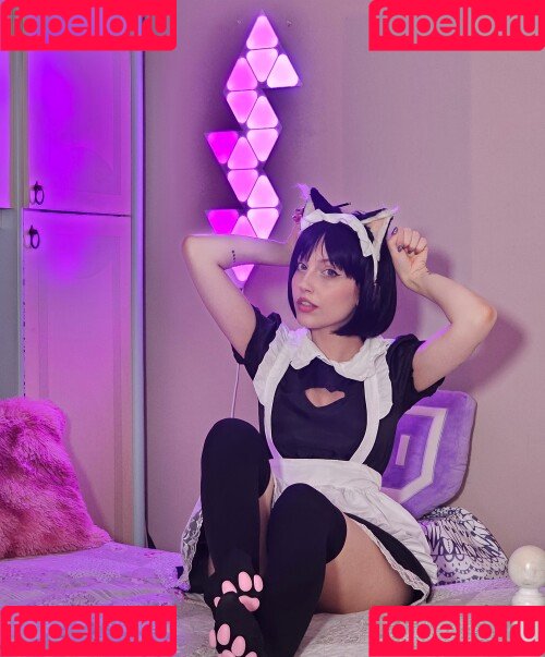 Mona Schon Onlyfans Photo Gallery 