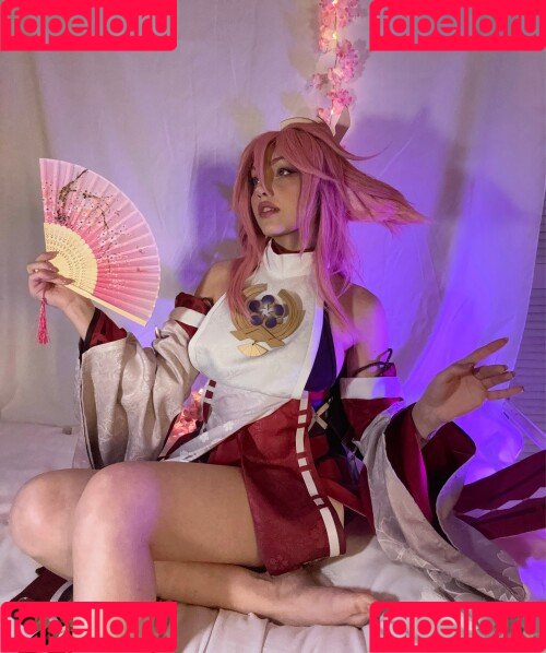 Mona Schon Onlyfans Photo Gallery 