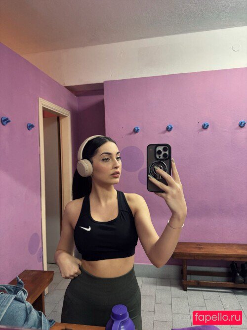 Mona Schon Nude Onlyfans Photo 34