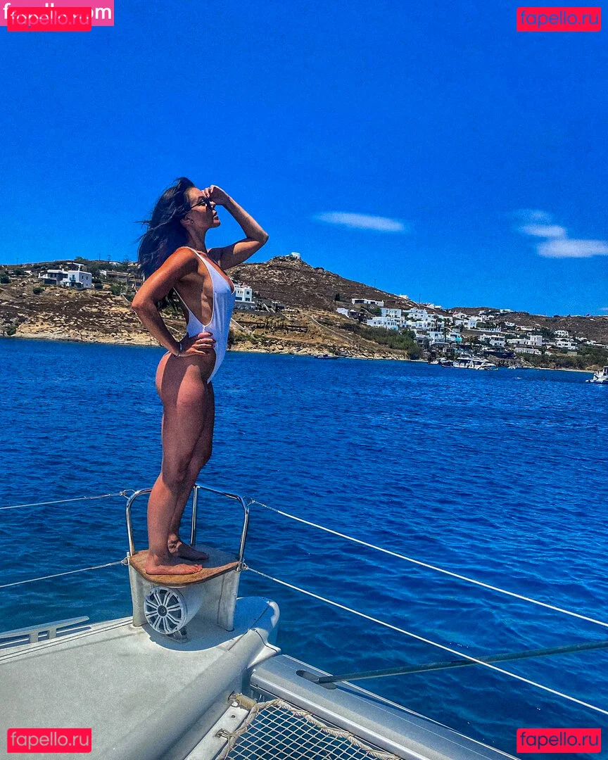 Faye Brookes Onlyfans Photo Gallery 