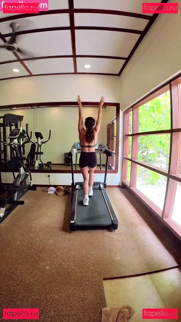 Faye Brookes Onlyfans Photo Gallery 