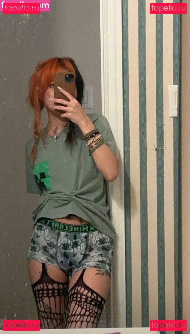 Rache.lzh Onlyfans Photo Gallery 