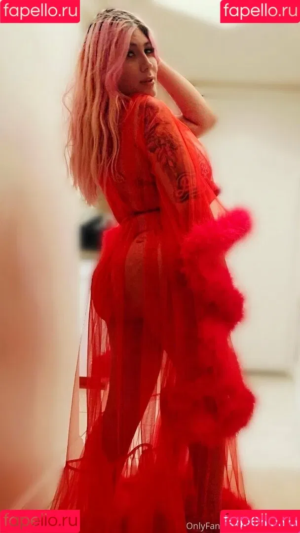 miss_poizon Onlyfans Photo Gallery 