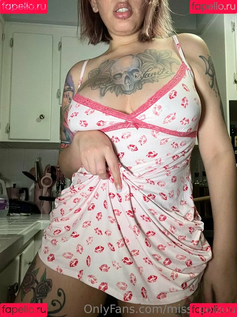 miss_poizon Onlyfans Photo Gallery 