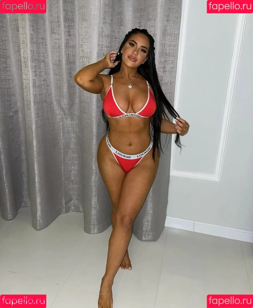 Milla Jasmine Onlyfans Photo Gallery 