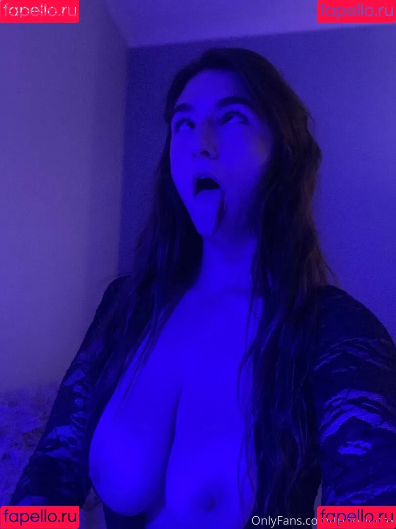 trippylunax Onlyfans Photo Gallery 