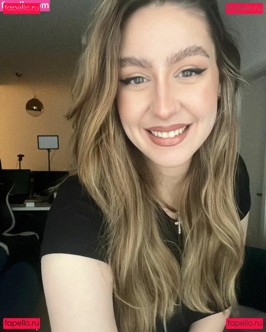 trippylunax Onlyfans Photo Gallery 