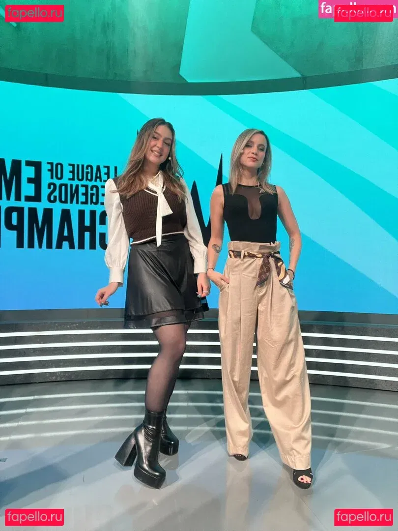 trippylunax Onlyfans Photo Gallery 