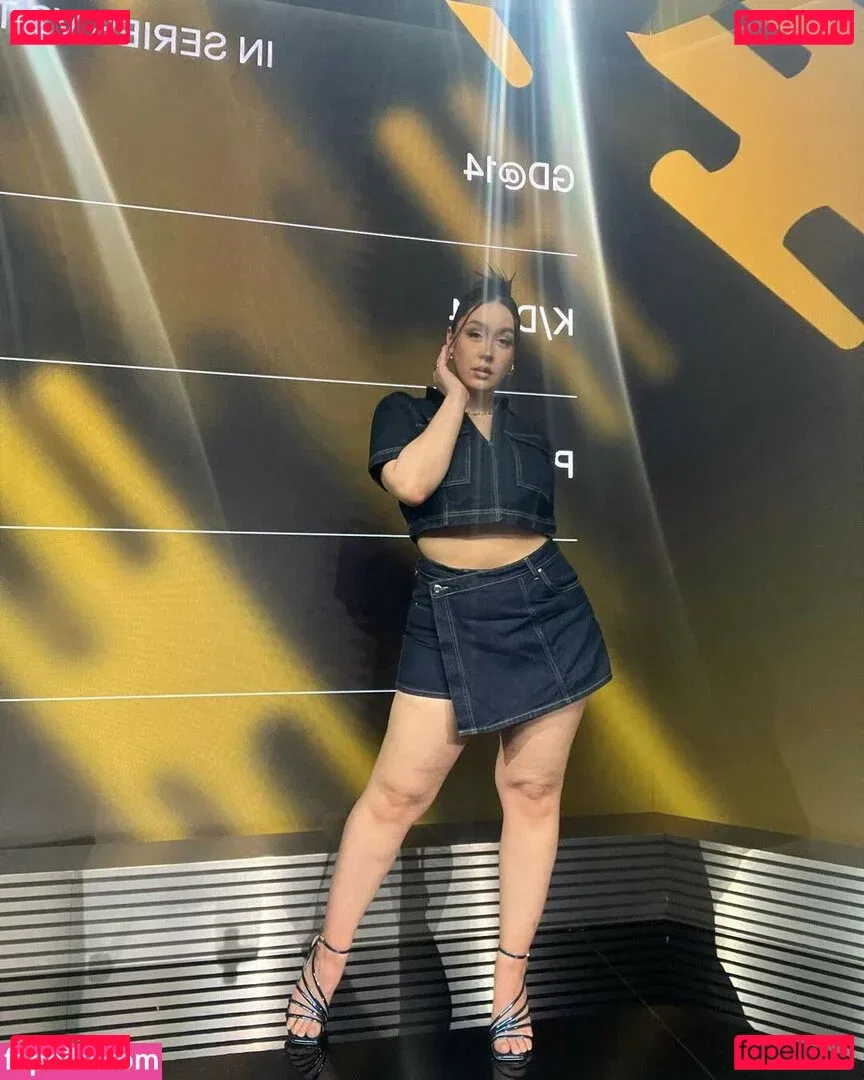 trippylunax Onlyfans Photo Gallery 