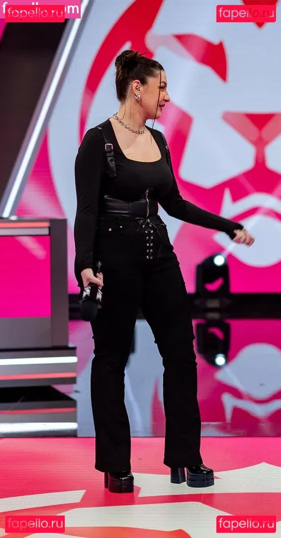 trippylunax Onlyfans Photo Gallery 