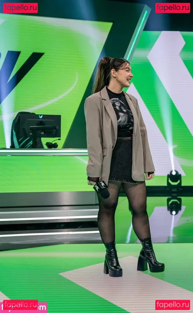 trippylunax Onlyfans Photo Gallery 