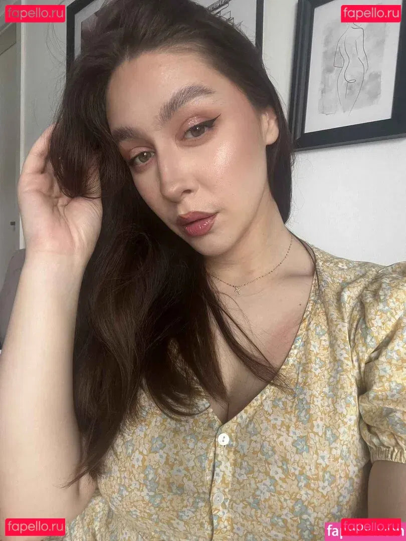 trippylunax Onlyfans Photo Gallery 