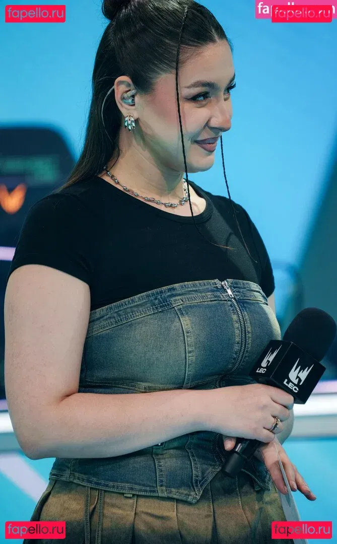 trippylunax Onlyfans Photo Gallery 