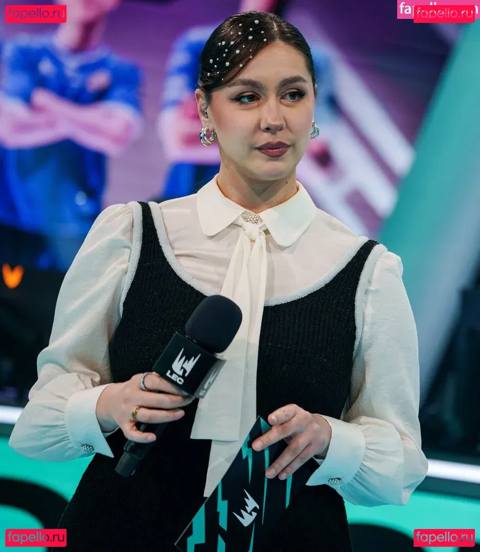 trippylunax Onlyfans Photo Gallery 