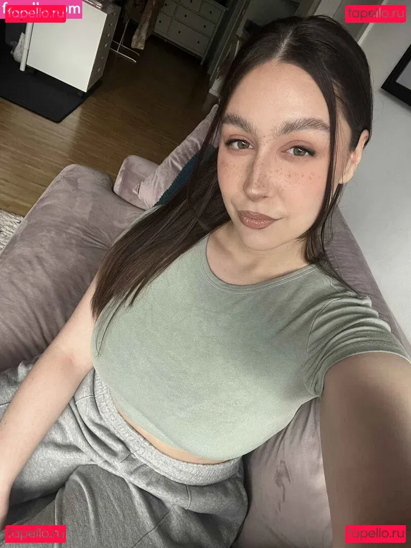trippylunax Onlyfans Photo Gallery 