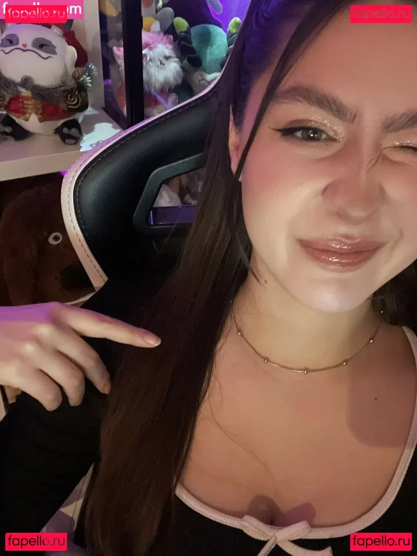 trippylunax Onlyfans Photo Gallery 