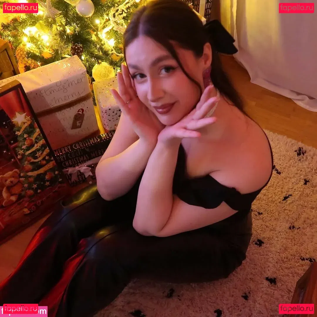 trippylunax Onlyfans Photo Gallery 