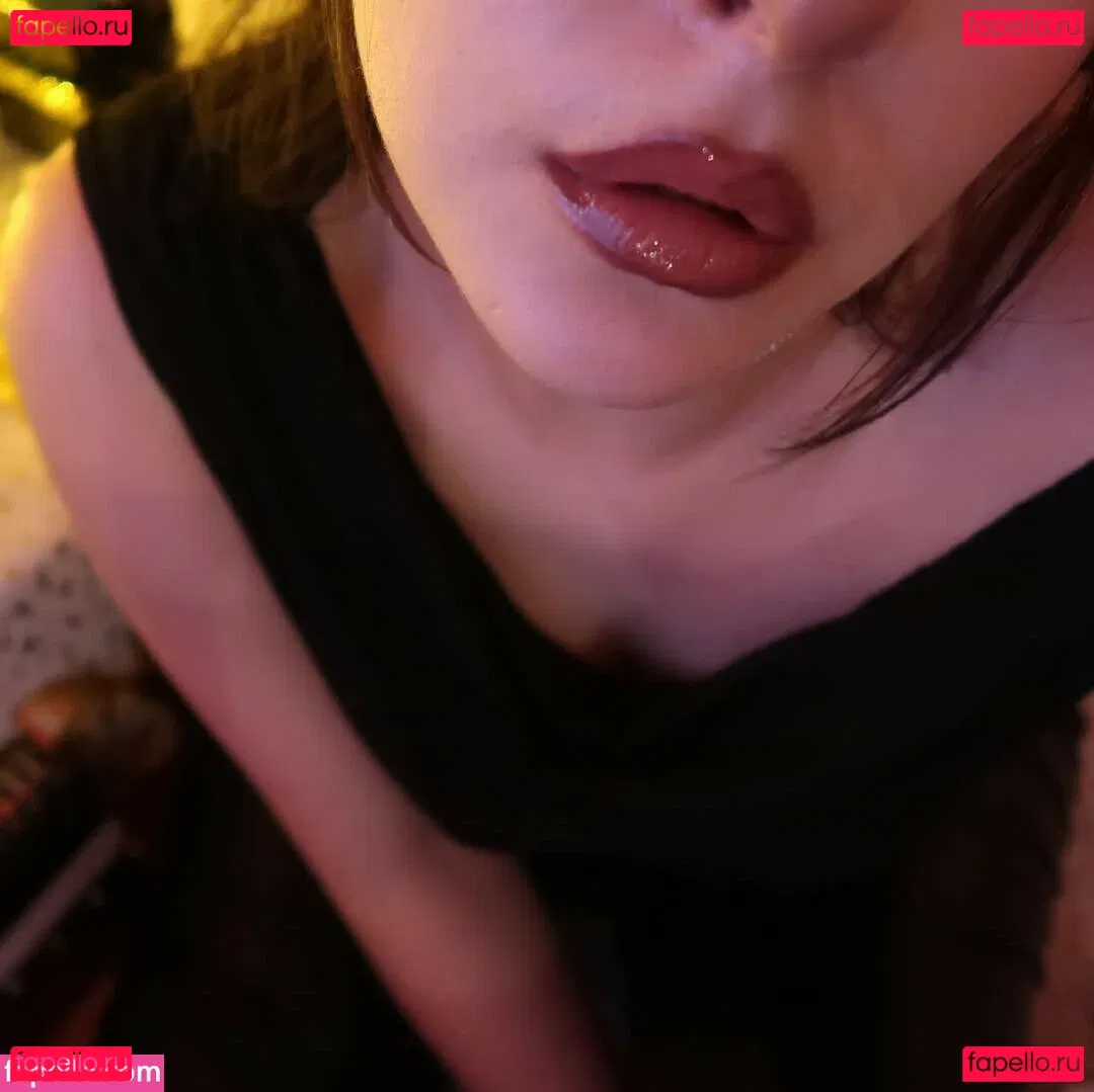 trippylunax Onlyfans Photo Gallery 