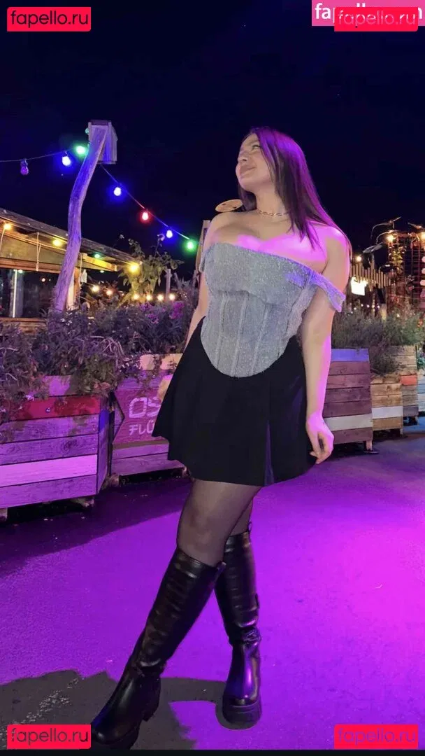 trippylunax Onlyfans Photo Gallery 