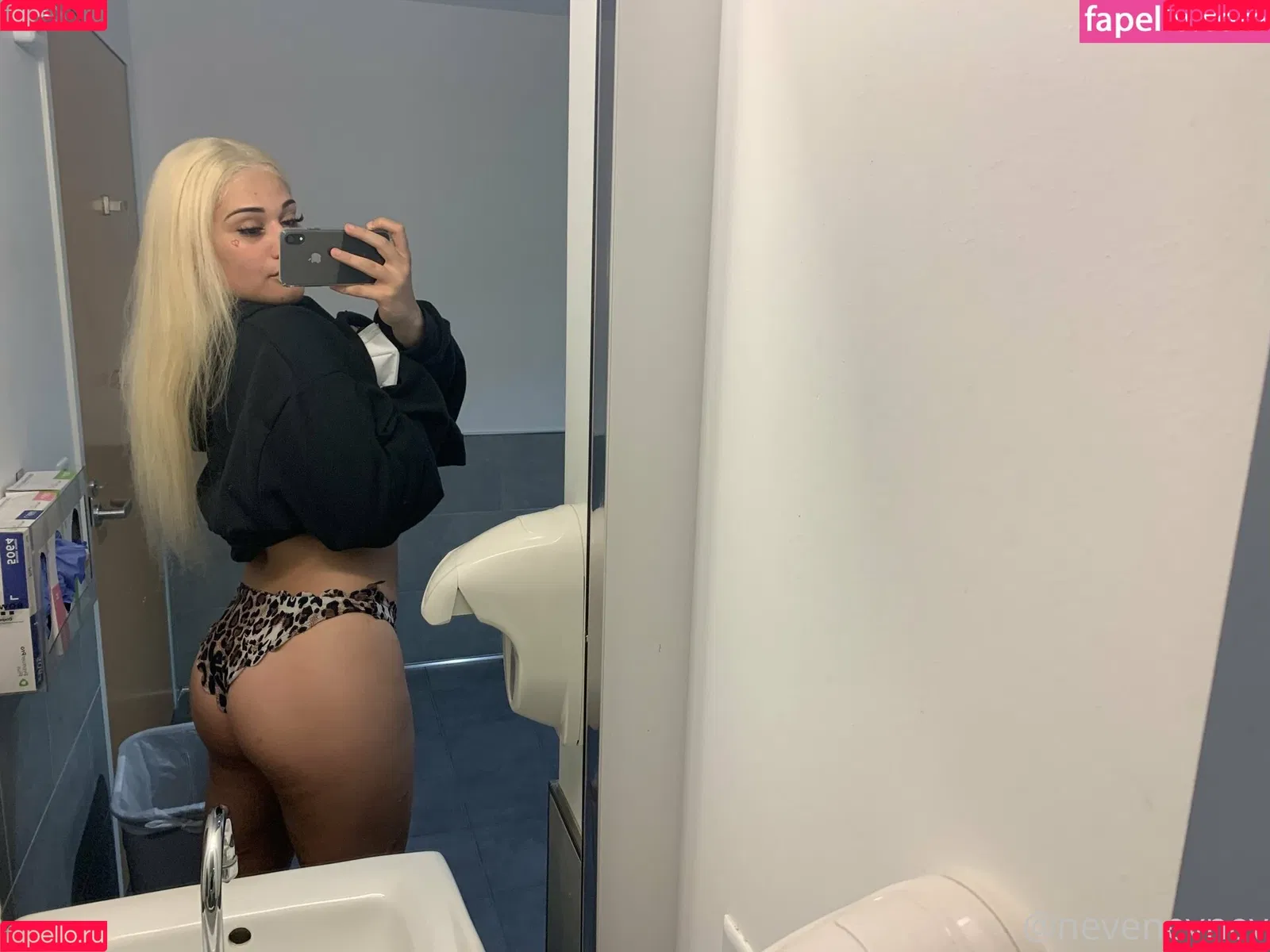 nevenevnev Onlyfans Photo Gallery 