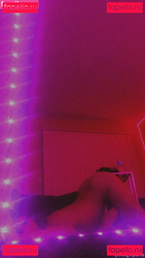 nevenevnev Onlyfans Photo Gallery 