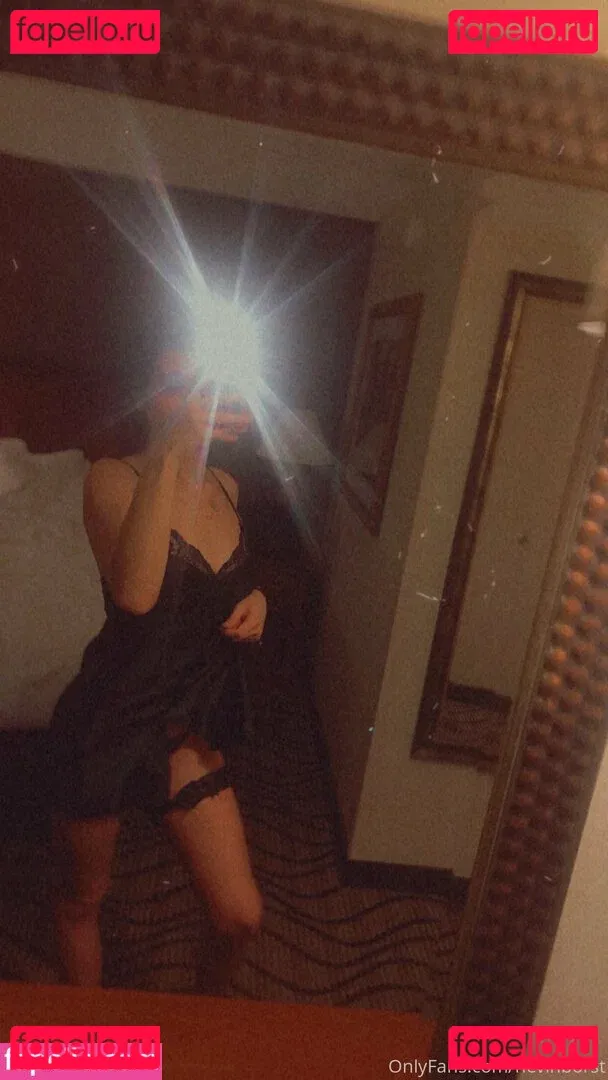 nevenevnev Onlyfans Photo Gallery 