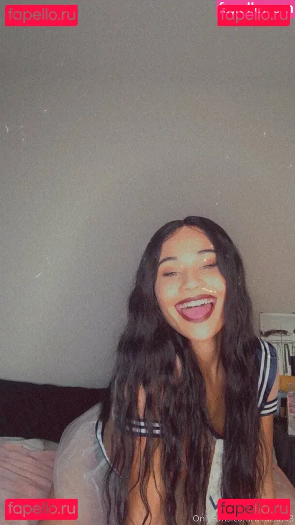 nevenevnev Onlyfans Photo Gallery 