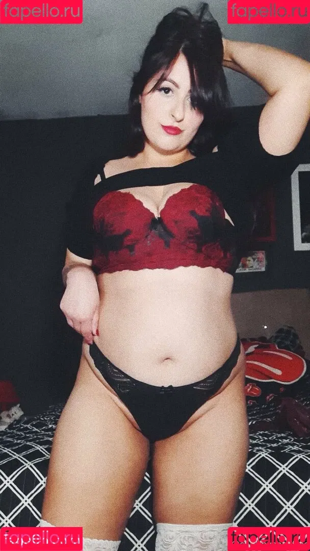 curvygeekfree Onlyfans Photo Gallery 