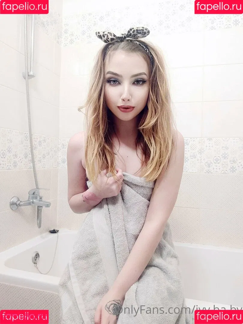 ivy.ba.by Onlyfans Photo Gallery 