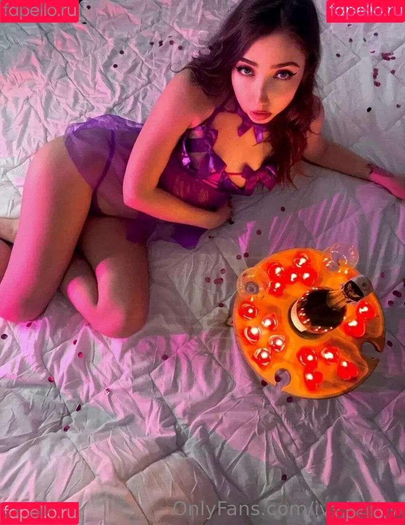 ivy.ba.by Onlyfans Photo Gallery 