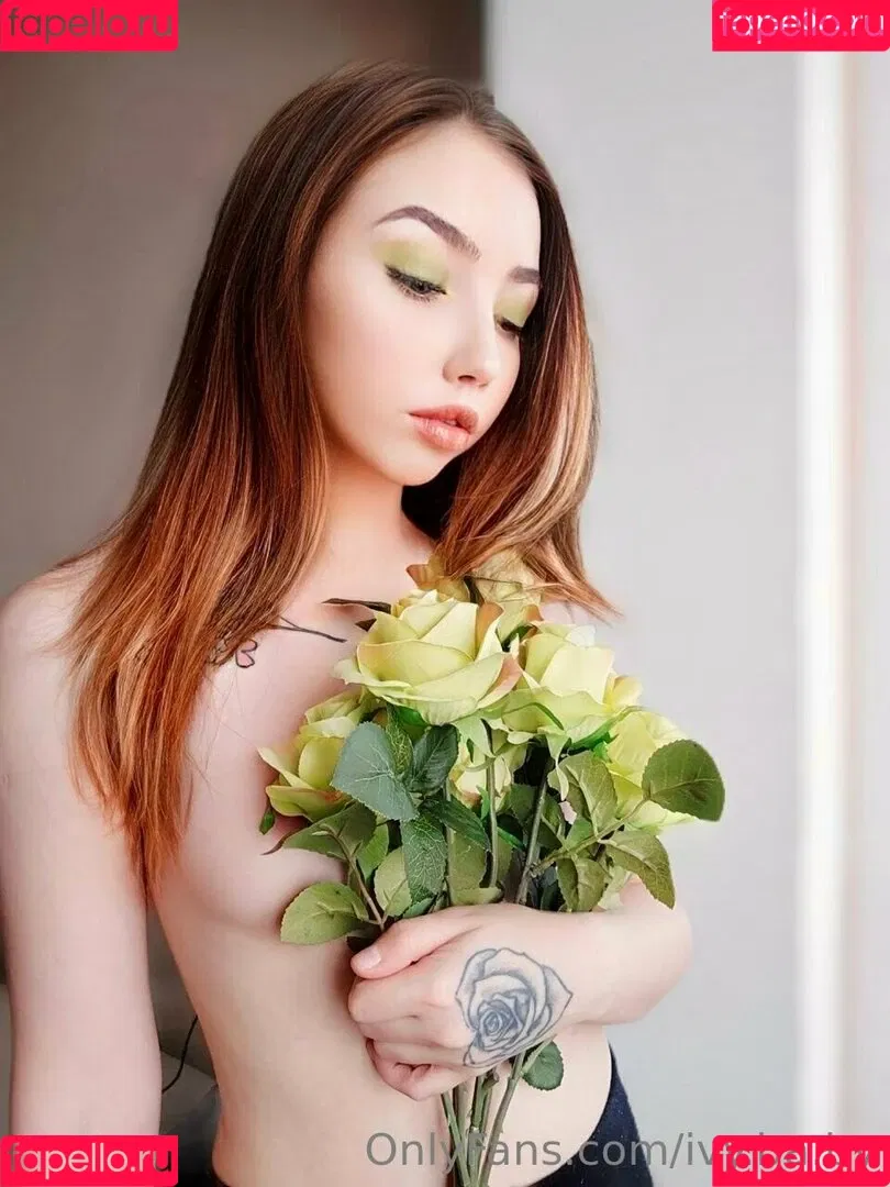 ivy.ba.by Onlyfans Photo Gallery 